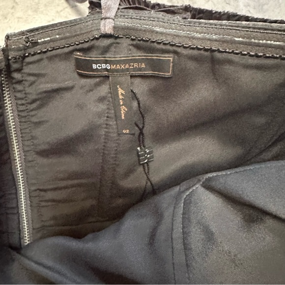 BCBGMaxAzria Gunmetal Brocade Embellished One Shoulder  Dress size 2 - Picture 5 of 8